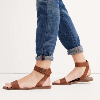 Reviewers Are Going Crazy For These 10 Pairs Of Sandals