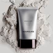 Foundations For Acne-Prone Skin