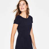 The Best Spring Dresses That Were Made For Smaller Frames