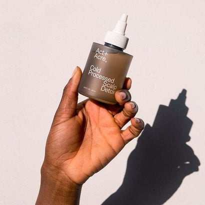 Treatments That Will Cure Your Oily Roots For Good