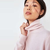 Classic And Cozy, Your Wardrobe Needs One Of These Top-Ranked Turtlenecks