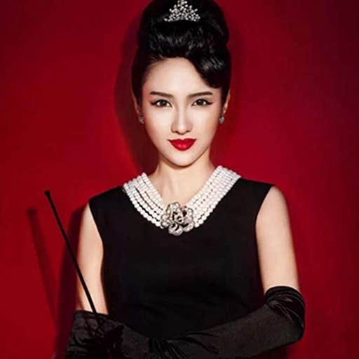 amazon.com, Audrey Hepburn in Breakfast at Tiffany's