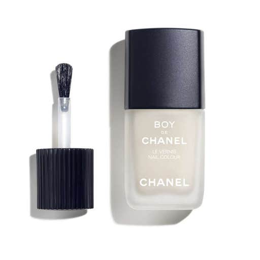 chanel.com, Chanel Boy De Chanel Nail Colour In Natural