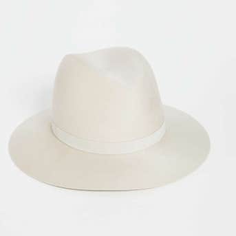 Janessa Leone Corinne Hat