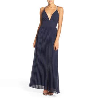 Lulu's Plunging V-Neck Pleat Georgette Gown