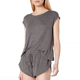 Mae Curved Trim T-Shirt And Short Pajama Set