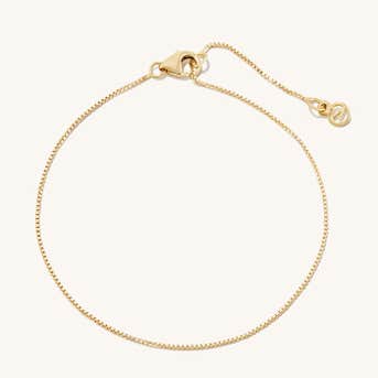 Mejuri Baby Box Chain Bracelet