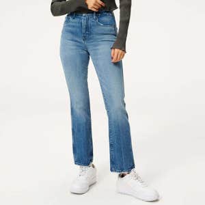 Good American Good Curve Straight Natural Fray Hem