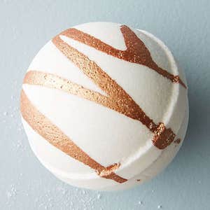Latika Metallic Bath Bomb