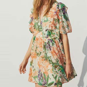 H&M Ruffle-Trimmed Dress